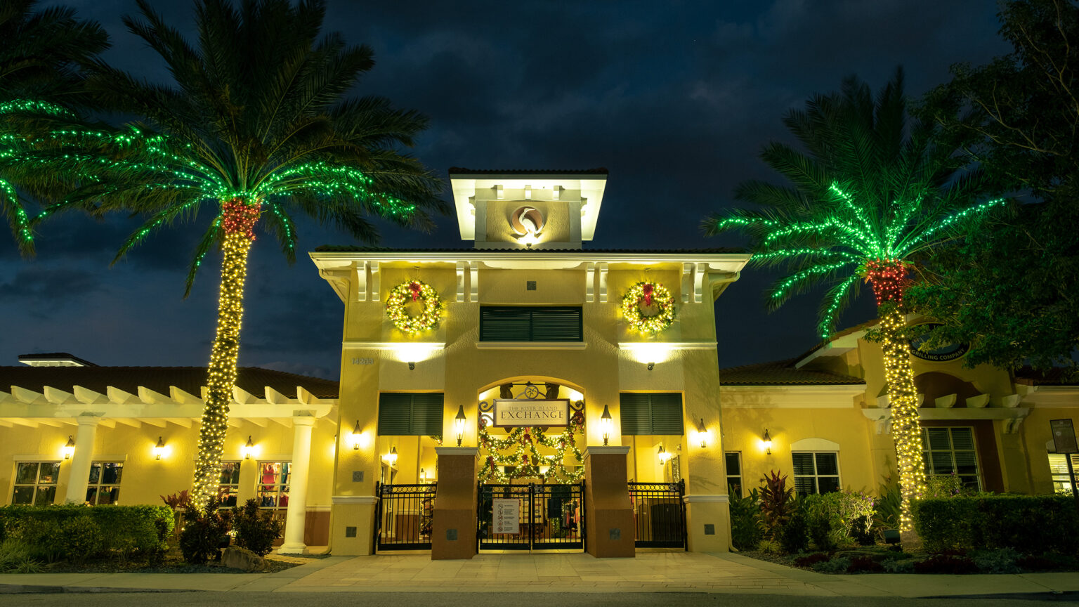 Commercial Lighting by Jingle Bell Lights